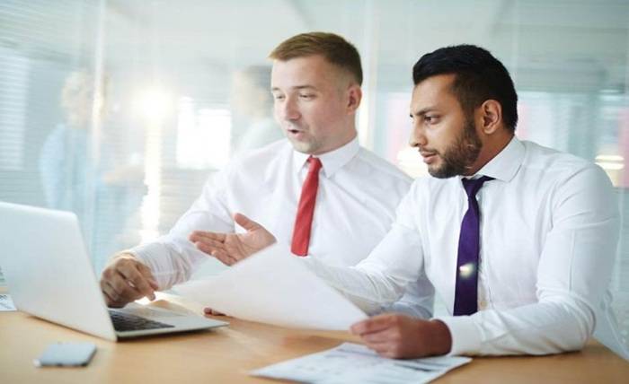 What Businesses Should Do When Federal and State Workplace Posters Conflict